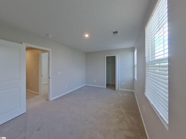 Building Photo - 549 Heavenly Days St