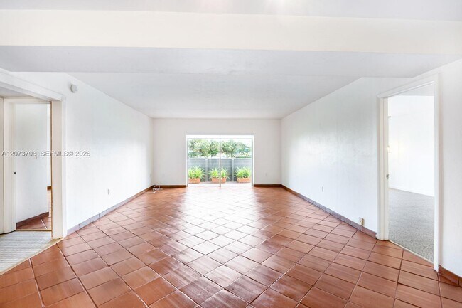 Building Photo - 8335 SW 72nd Ave