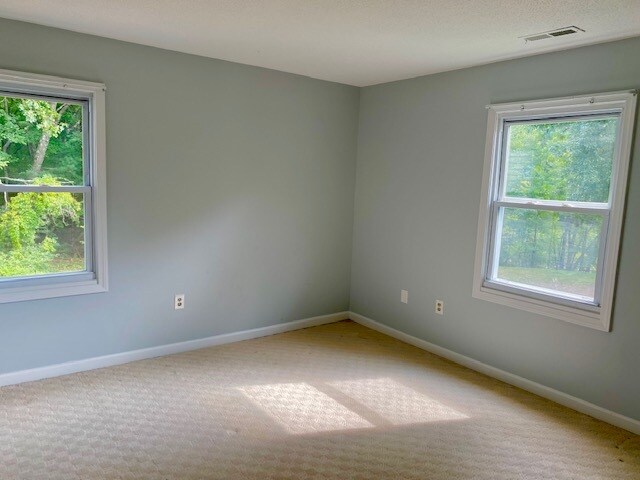 Building Photo - 408 Ashmead Cmns