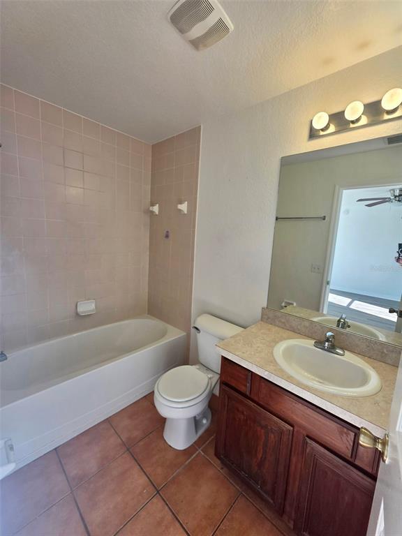 Building Photo - 16 Oak Cir