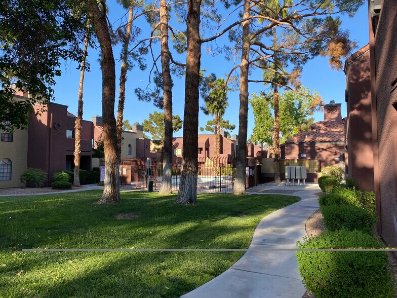 Building Photo - 4050 Pacific Harbors Dr