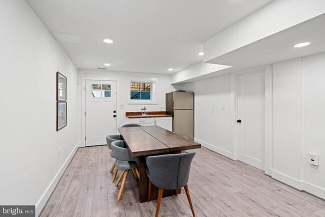 Building Photo - 6202 Massachusetts Ave