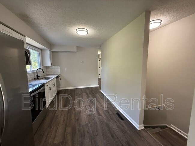 Building Photo - 4845 Downing Dr