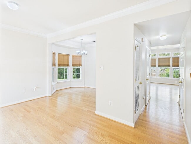 Building Photo - 2517 Mountain Ash Cir