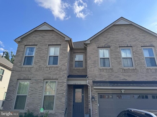 Primary Photo - 42377 Abney Wood Dr