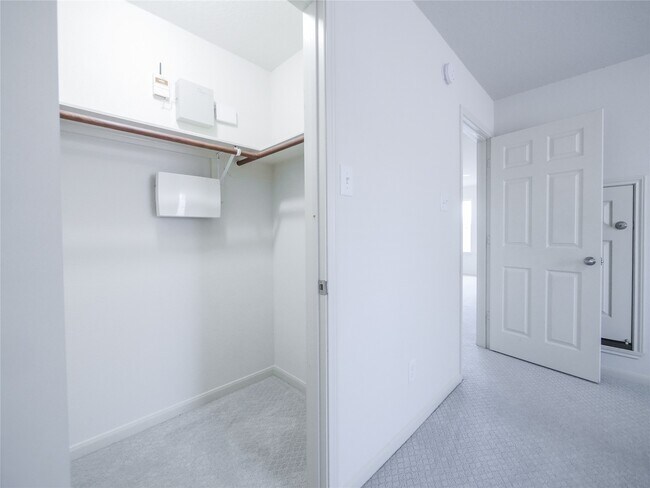 Building Photo - 3206 Balch Springs Ln