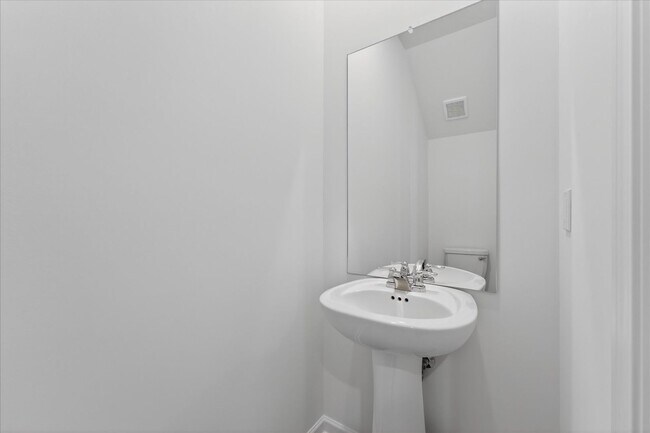 Building Photo - New Construction Four Bedroom!