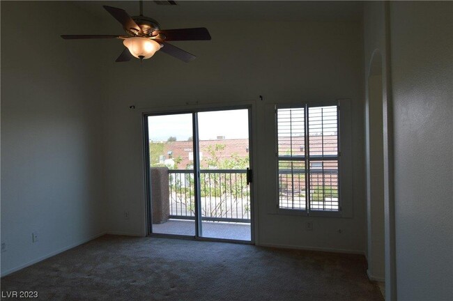 Building Photo - 6560 Bucking Horse Ln