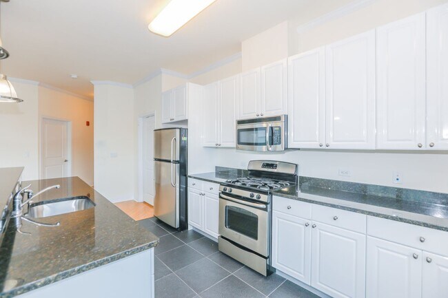 Primary Photo - Edgewater Harbor Residential