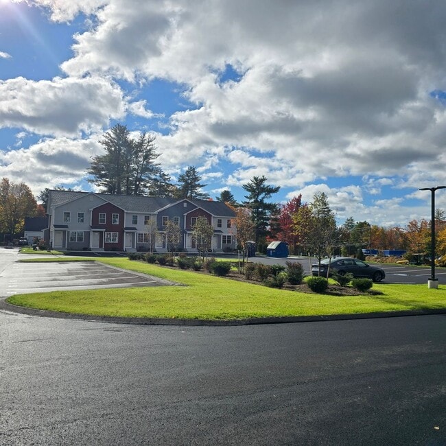 Building Photo - Megway Ct. (2-5)