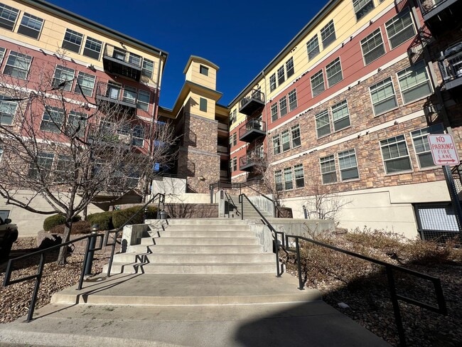 Building Photo - Incredible First Floor Corner 2bd/2ba Loft at Via Varra! AVAILABLE 7/1!