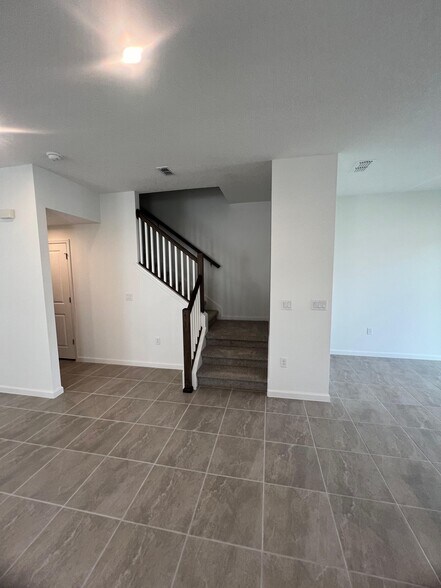 Building Photo - 9059 Beach Tea Way