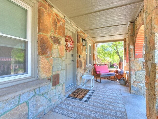 Building Photo - 734 Boyd St