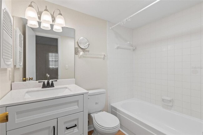 Building Photo - 230 N Bayshore Blvd