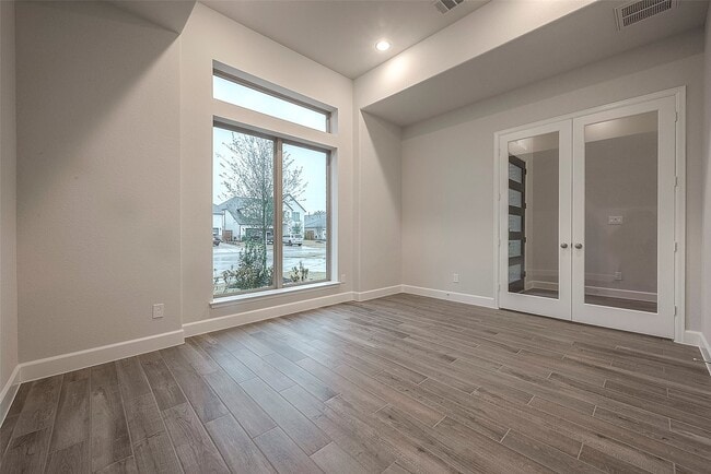 Building Photo - 5139 Albany Shores Ln