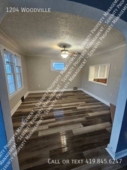 Building Photo - 1204 Woodville Rd