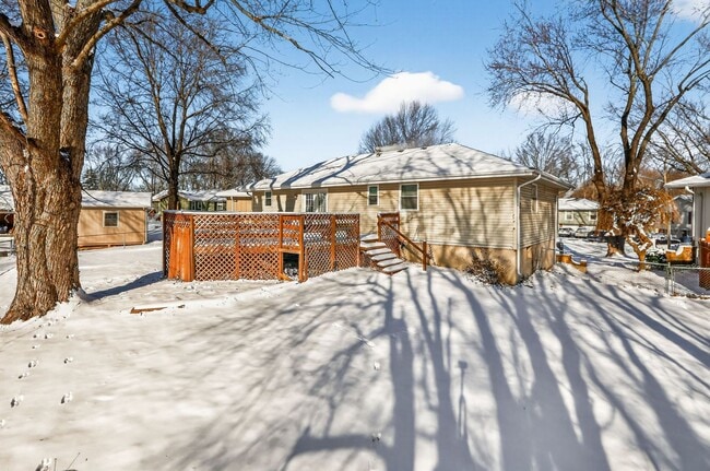 Building Photo - Quiet Cul-de-Sac Home with Bonus Room & Big Backyard!