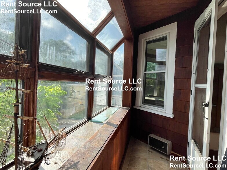 Building Photo - 53 Porter Rd