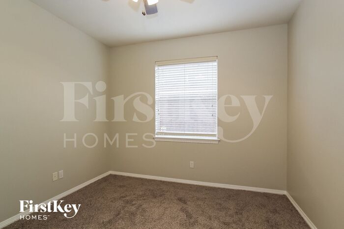 Building Photo - 20818 Sweet Violet Ct