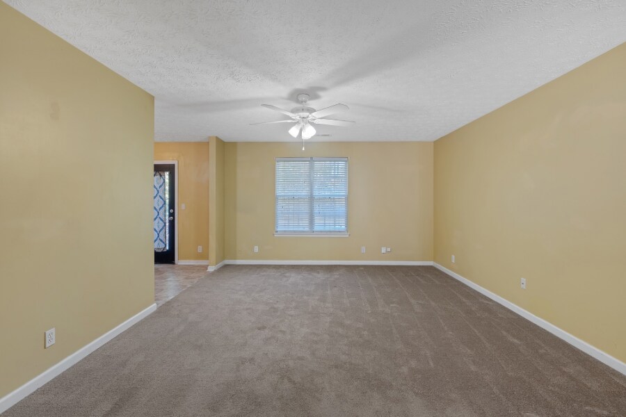 Building Photo - 2927 Jim Owens Rd NW