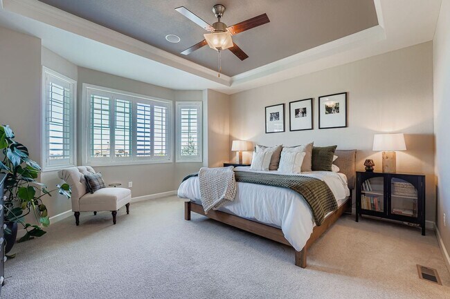 Building Photo - Beautifully maintained 5-bedroom home with a large finished basement, club access, and top-rated ...