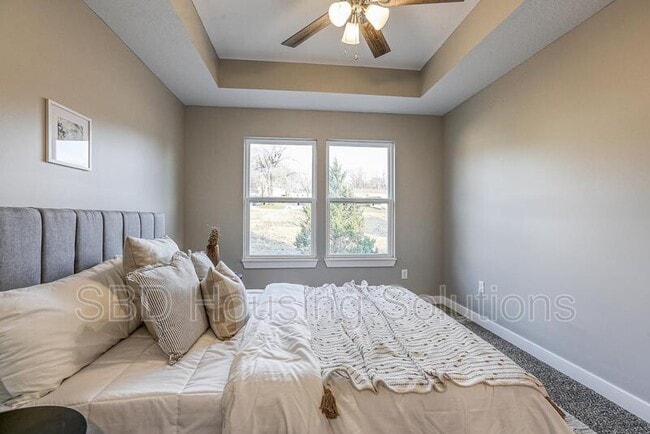 Building Photo - 2917 S Harvard Ave