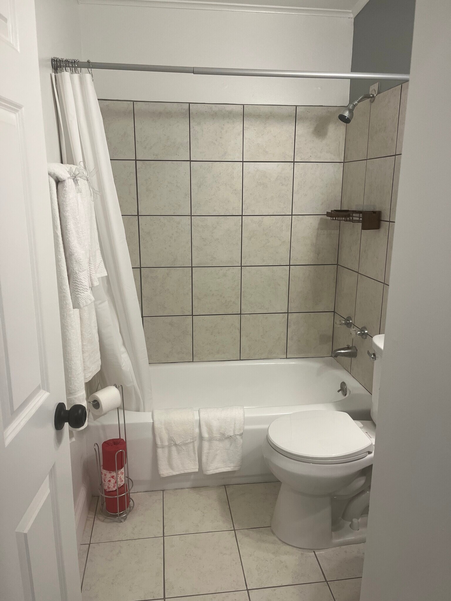 Building Photo - 1832 Gilmartin St