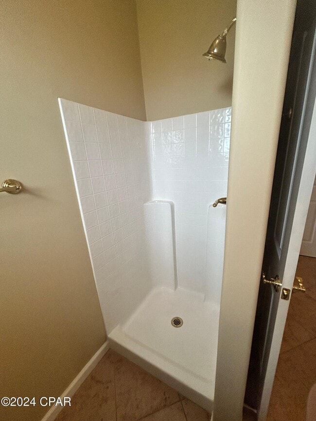 Building Photo - 7134 Bay Crest Rd