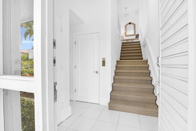 Building Photo - 16922 Isle of Palms Dr