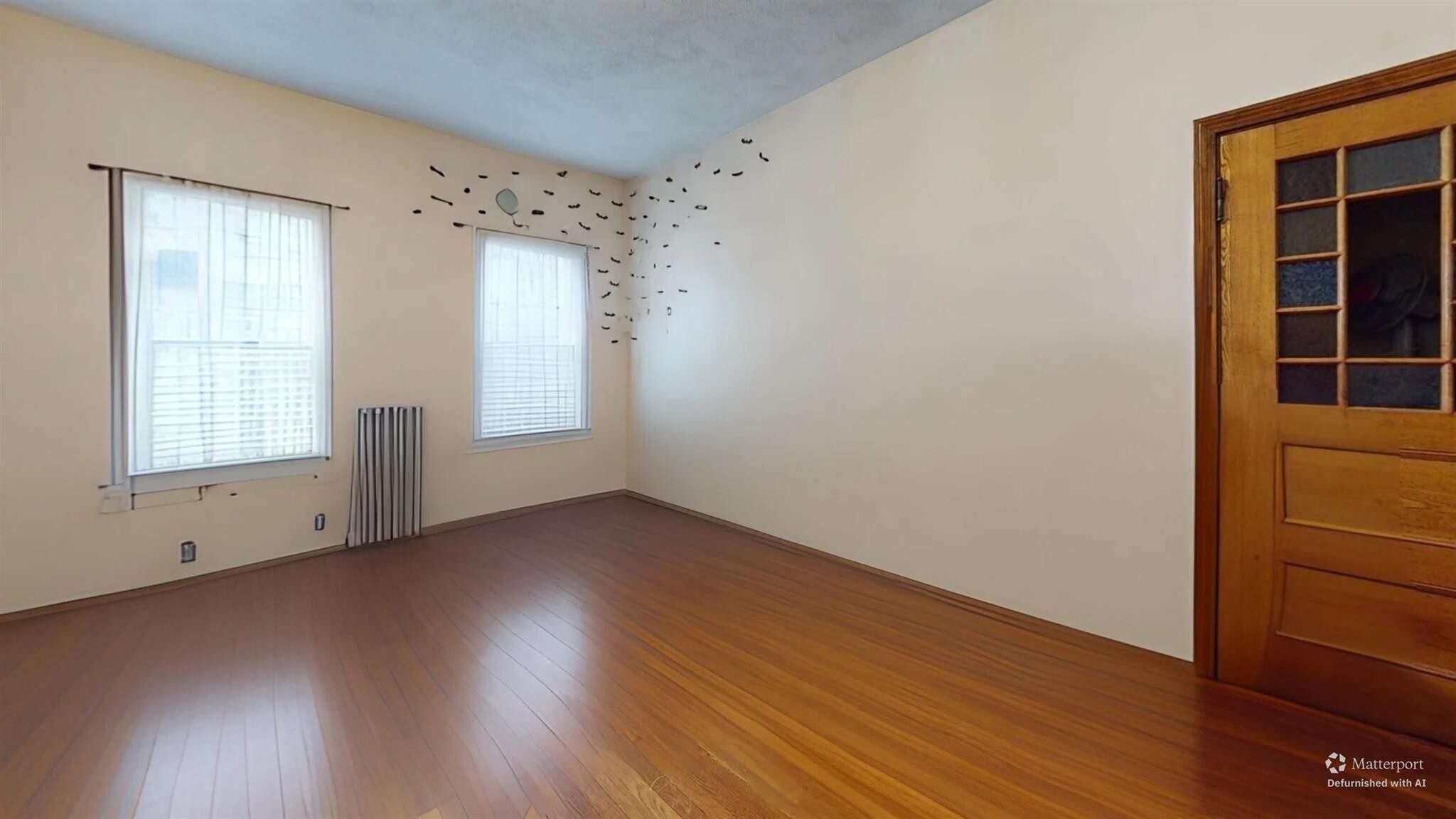 Building Photo - 240 School St