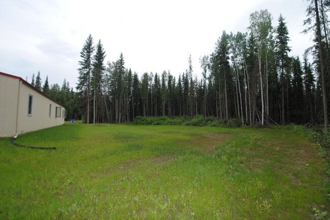 Building Photo - 2 Bed/1 Bath off Nordale Rd