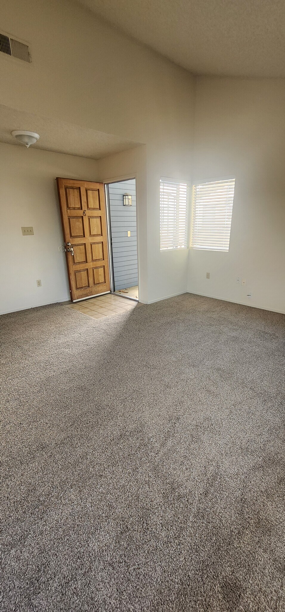 Living Room from Dinning Area - 5913 Auburn Oaks Dr
