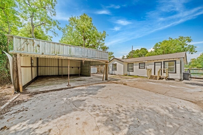 Building Photo - 7121 Sidney St