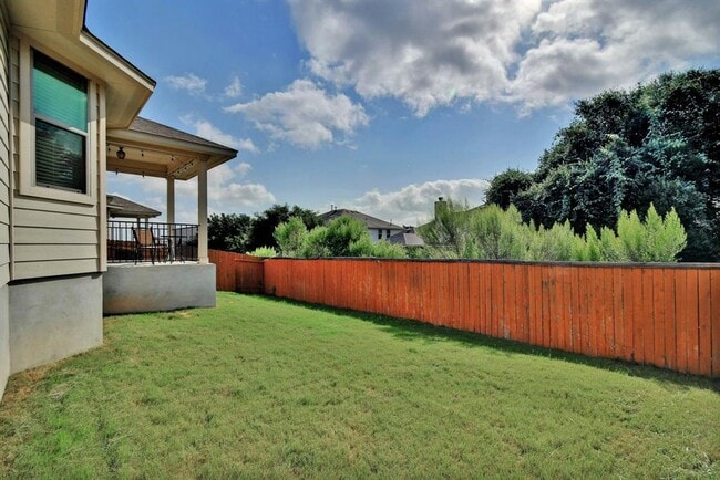 Building Photo - 2208 Granite Hill Dr