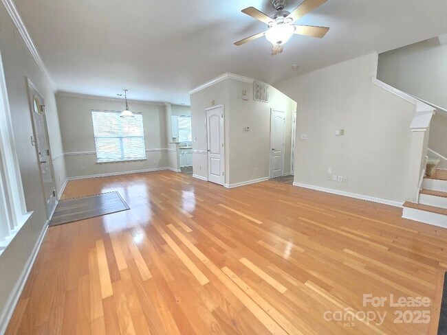 Building Photo - 15224 Coventry Ct Ln