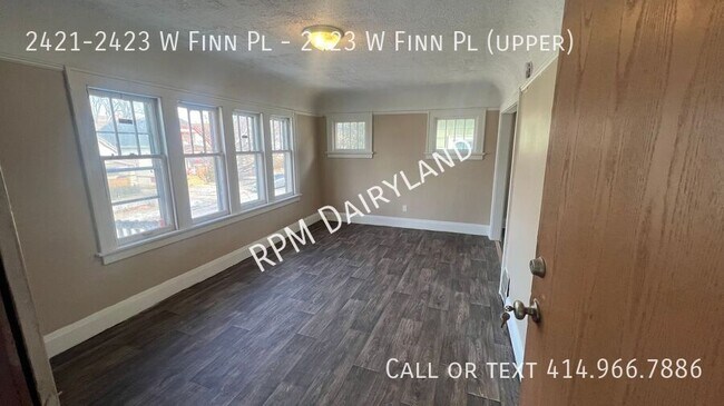 Building Photo - 2421-2423-2423 W Finn Pl