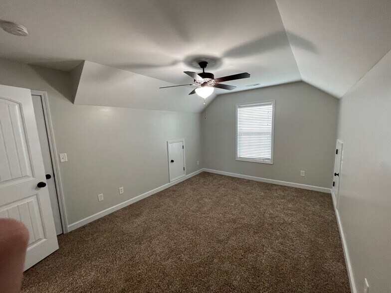 Room #1 - 3rd Floor - 14 Marquis Dr