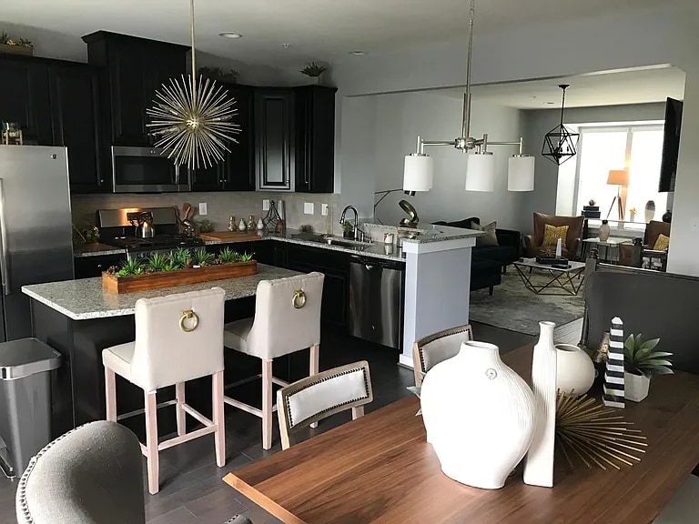 Building Photo - 4224 Skyview