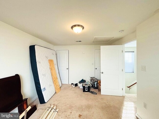 Building Photo - 273 4th Ave