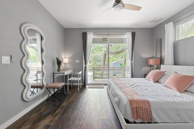 Building Photo - 52 Florida Ave