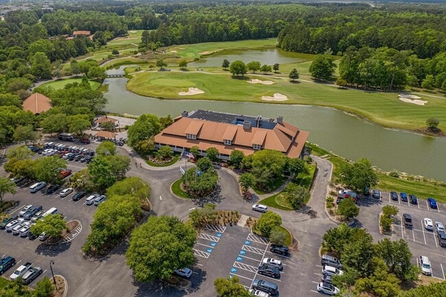 Building Photo - 4047 Fairway Dr