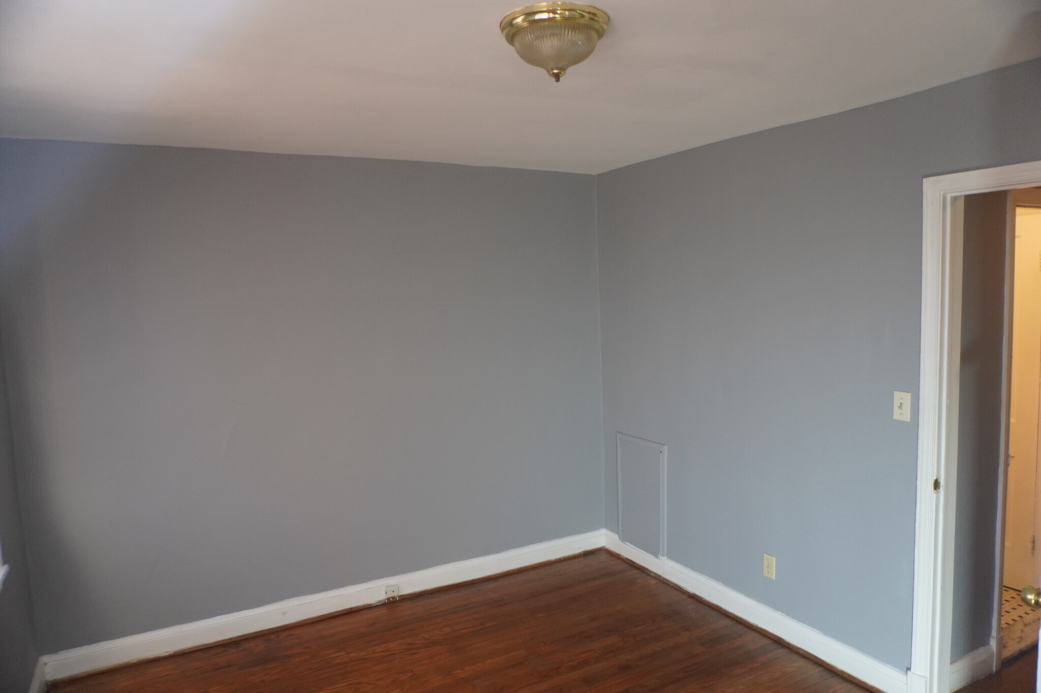 Building Photo - 3811 Lyndale Ave