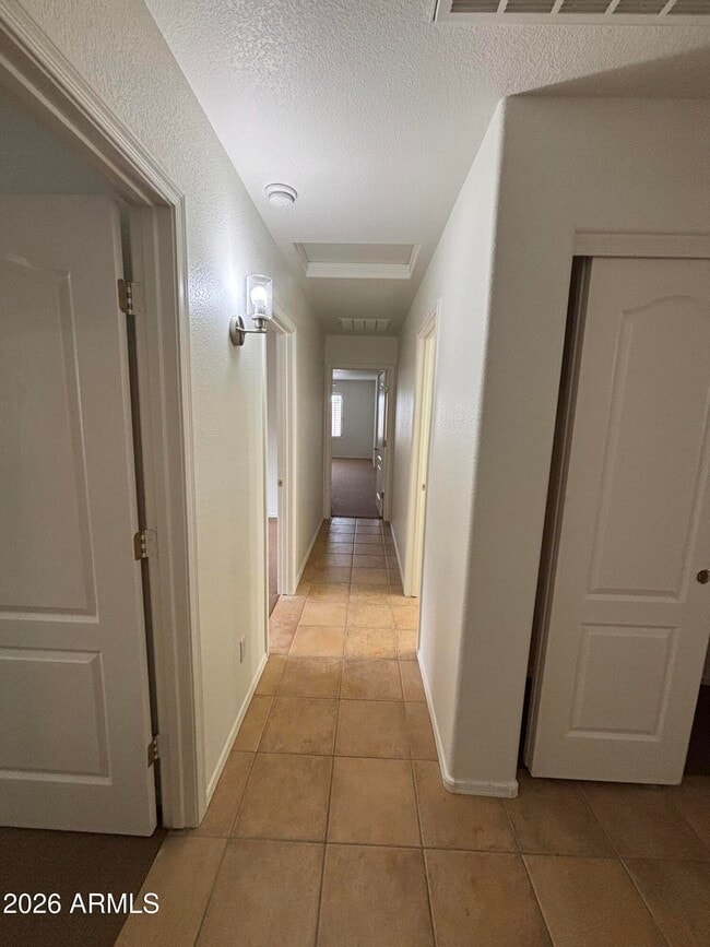 Building Photo - 13140 W Fairmont Ave