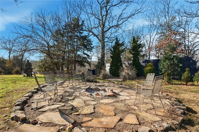 Building Photo - 14807 Dutchmans Dr
