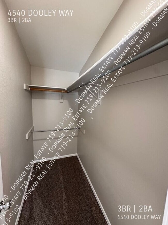 Building Photo - 4540 Dooley Way