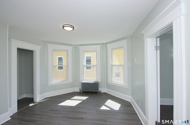 Building Photo - 75 Wilcox Ave