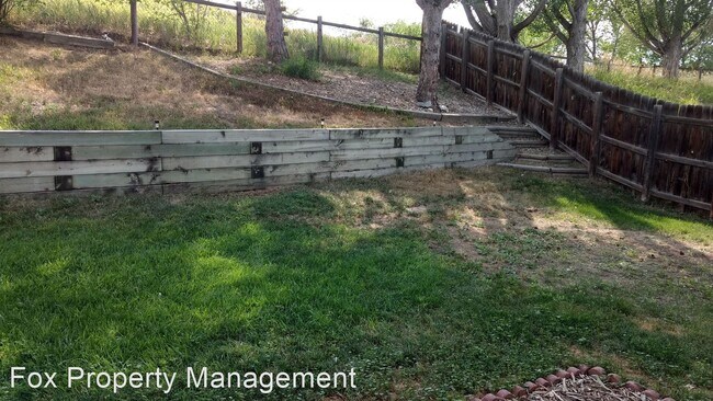 Building Photo - 3 br, 2 bath House - 2195 Cliffrose Lane