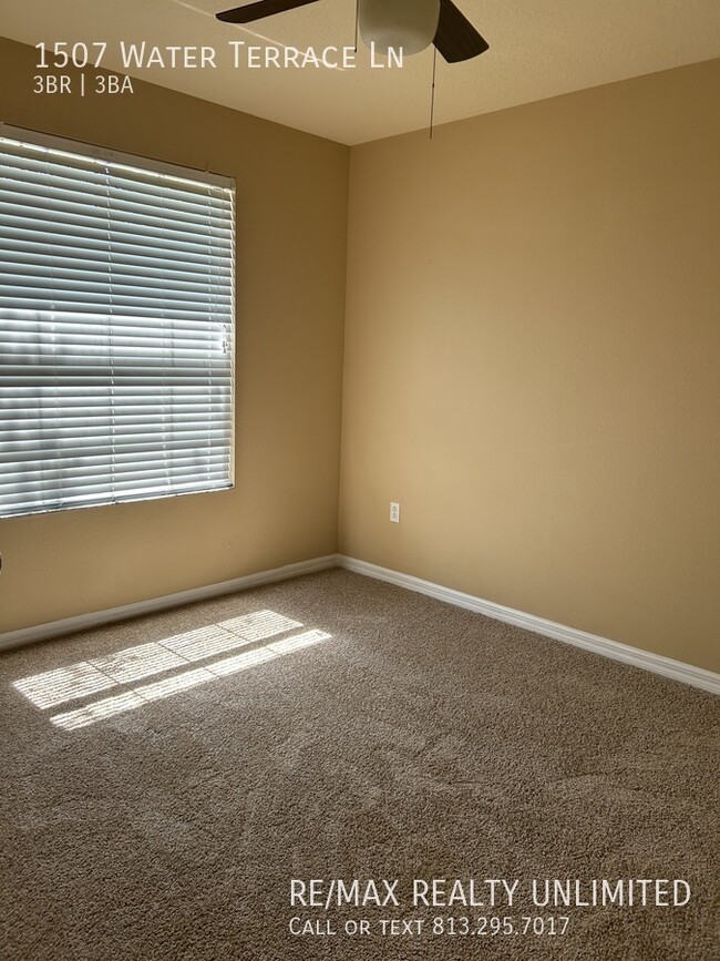 Building Photo - 1507 Water Terrace Ln