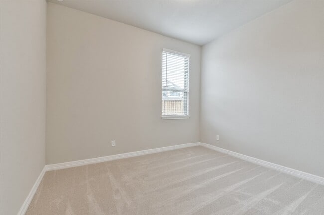 Building Photo - 27124 Regal Scott Dr