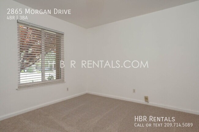 Building Photo - 2865 Morgan Dr